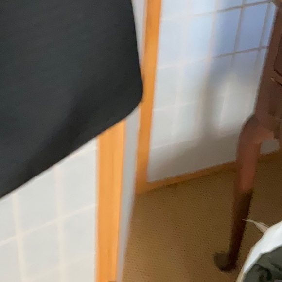 Black trench coat, single breasted, 3/4 length, quilted, fabric, subtle sheen - Picture 4 of 6